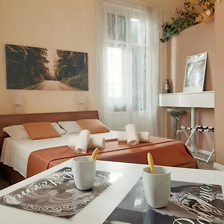 *1*7*4* Via Roma-2